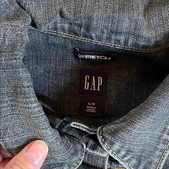 GAP Blue Denim Jean Jacket. Stretch. Large - Picture 5 of 9